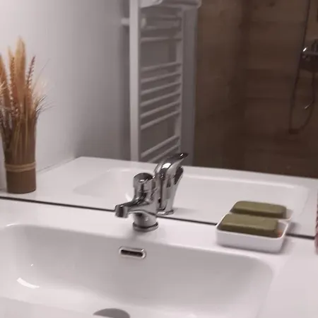Privee Dans Maison Partagee Kwatera prywatna *